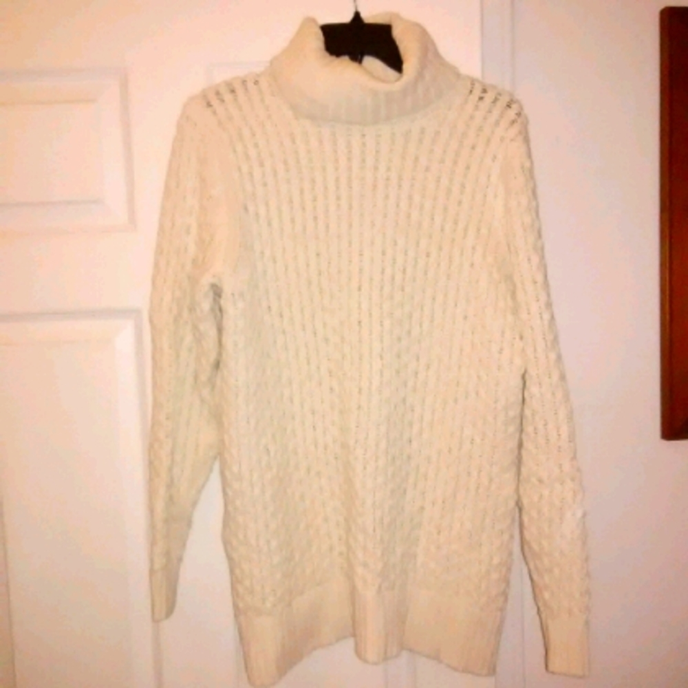 NWOT Liz Claiborne cotton turtleneck sweater